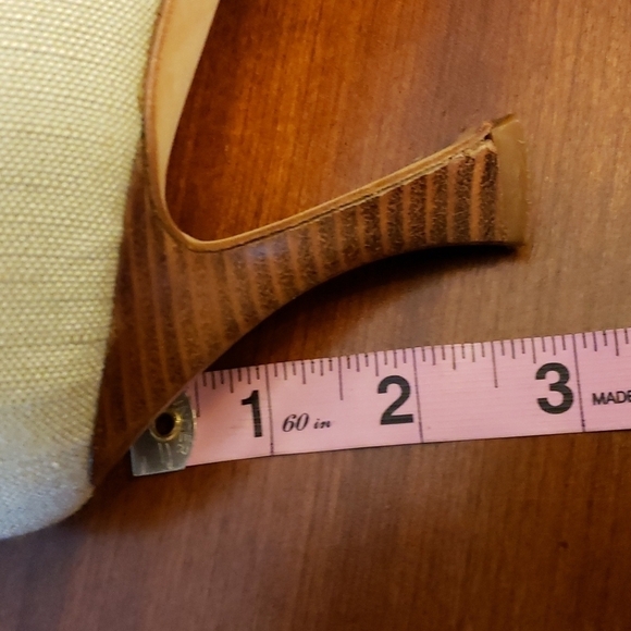 ANNE Klein II Linen Sand 8.5N pump Heels Gorgeous! EUC in Box - Picture 8 of 10